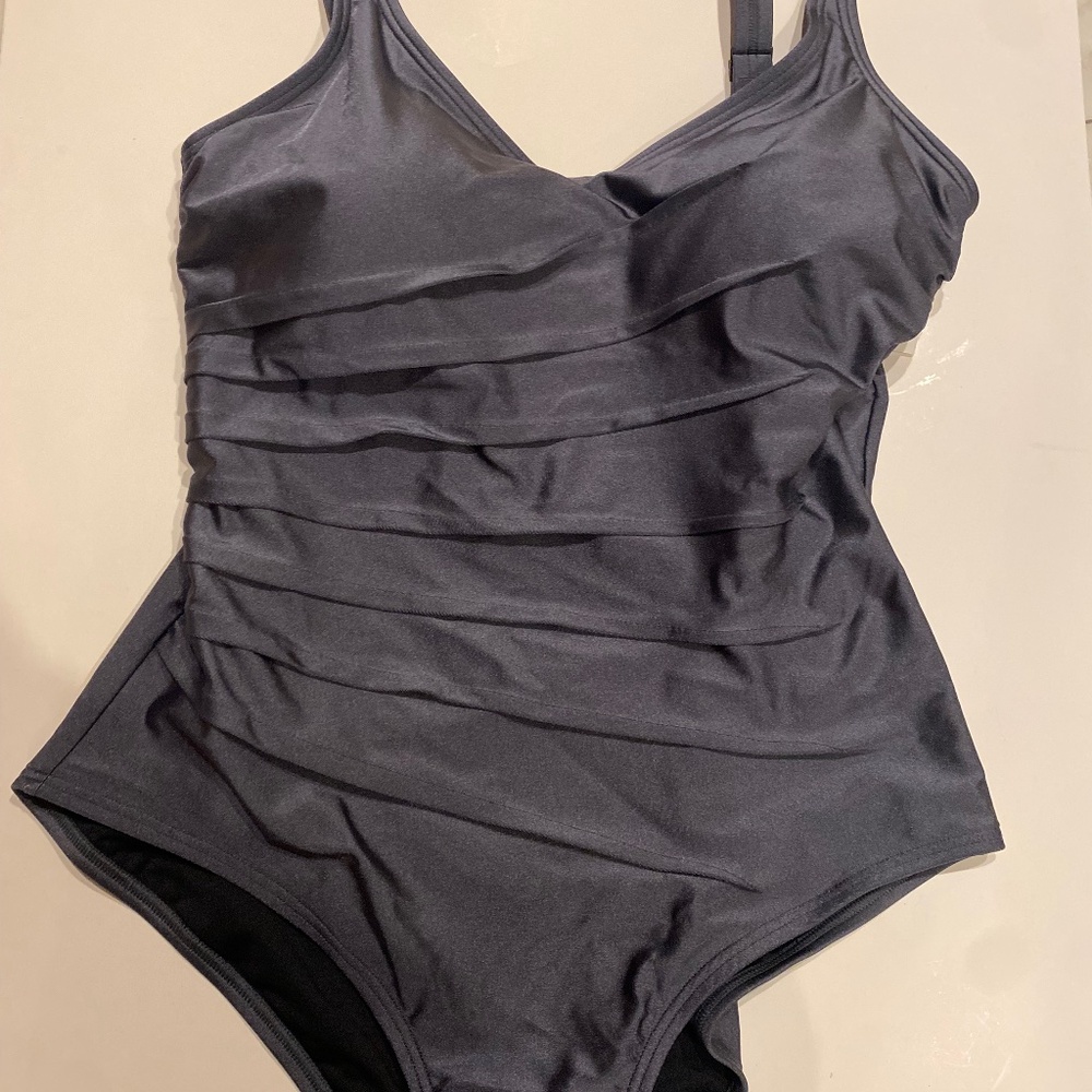 DKNY Bathing Suit NWT- L
